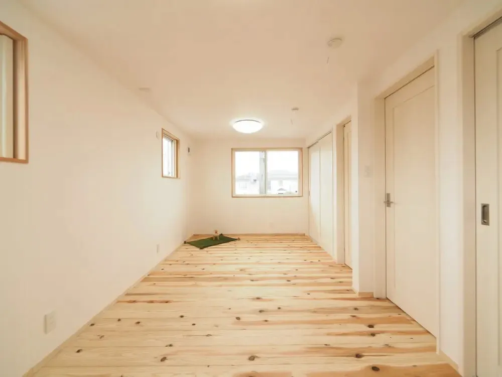 【ほどよい距離間の将来同居型自然素材の家】
