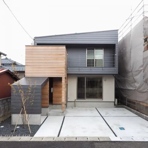 【ピアノ室がある一級建築士のお洒落な家】
