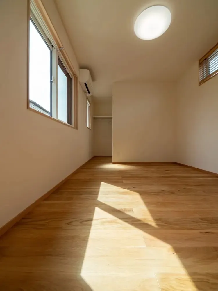 【暮らしにアジャストする19坪の広がる平屋】